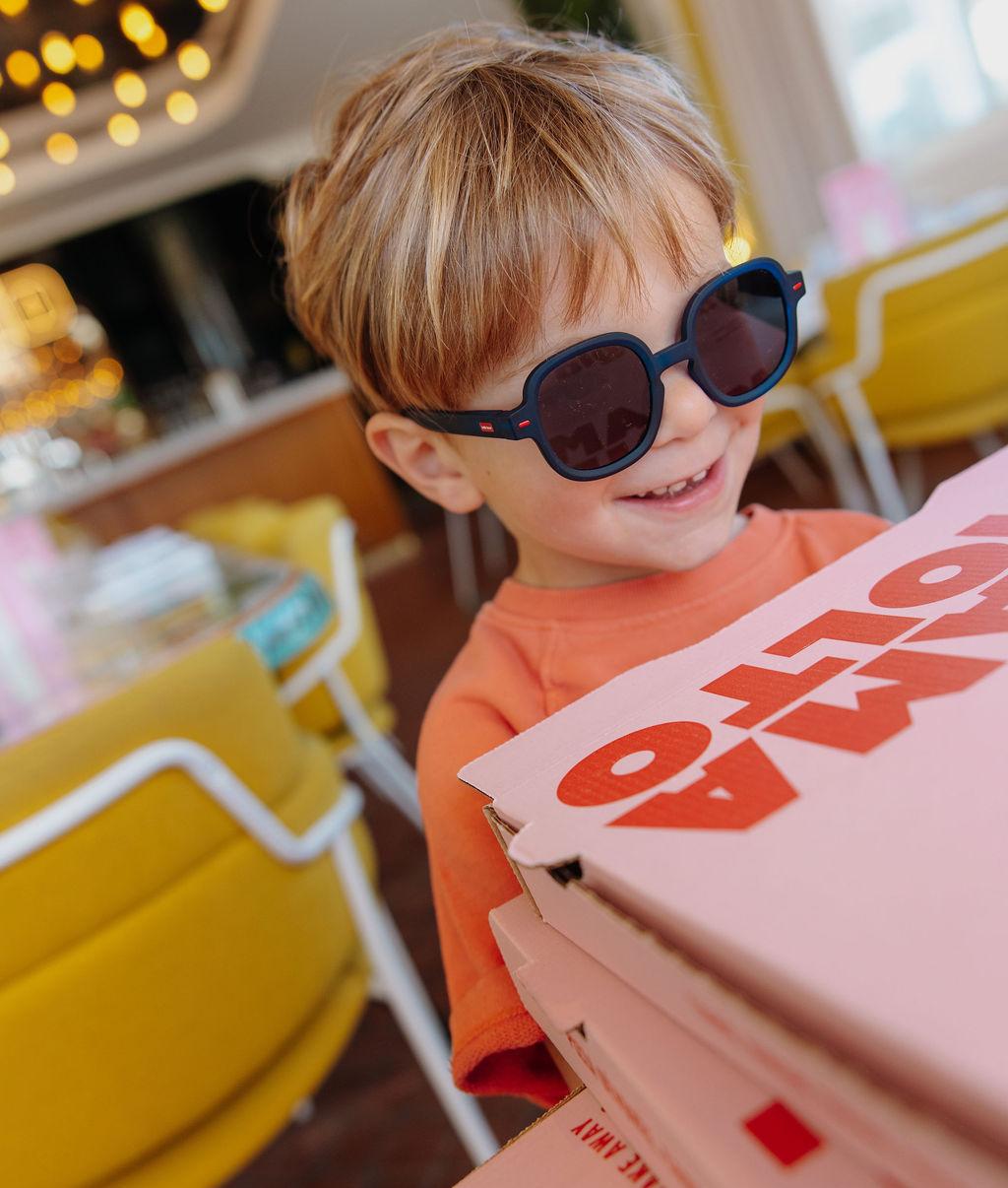 Occhiali da sole bambino blu forma rotonda montatura spessa Hello Hossy