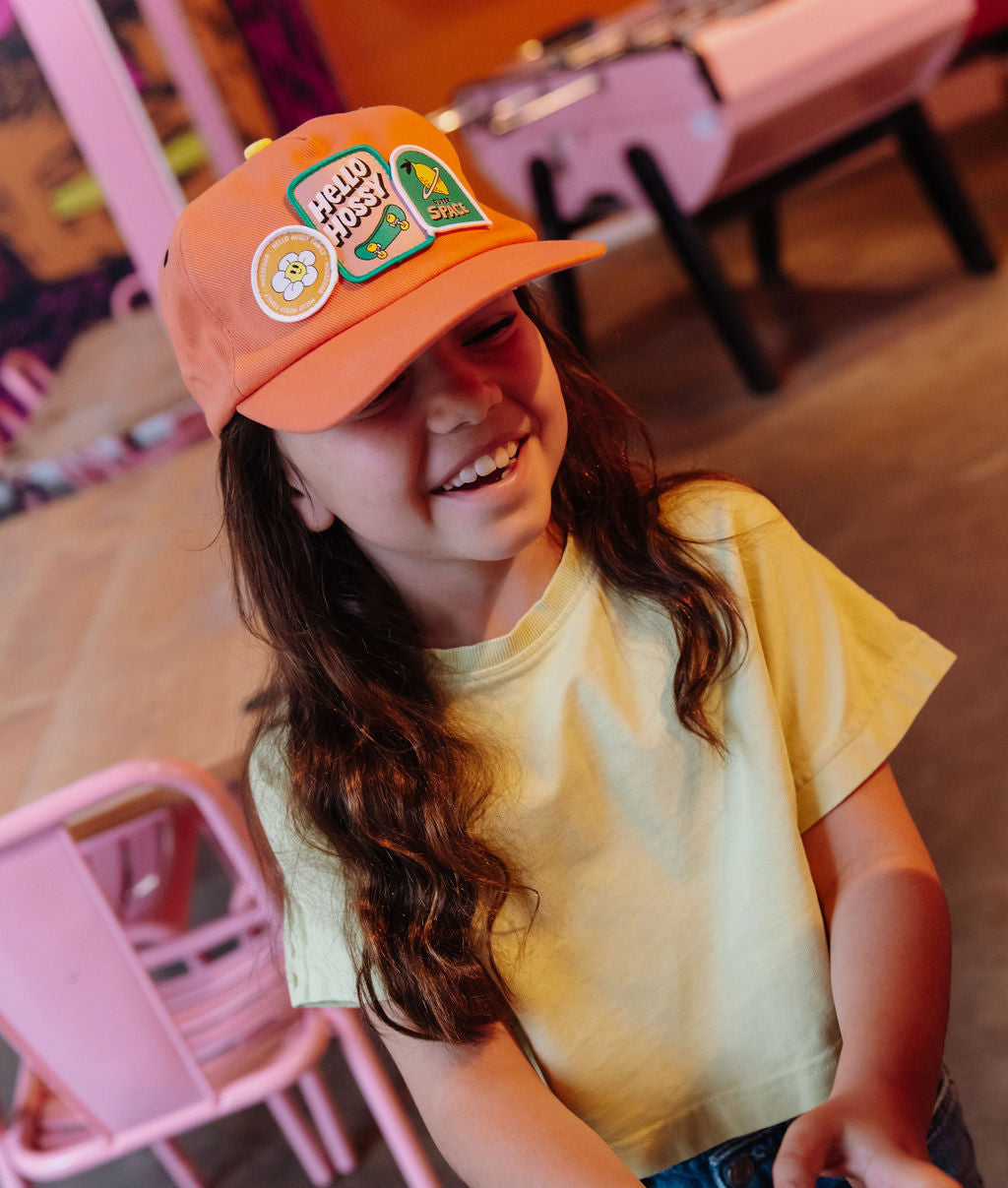 Cappellino da bambino arancione con visiera curva, patch skate Hello Hossy