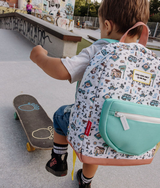 Zaino per bambini bianco con motivo van, tasca turchese Hello Hossy
