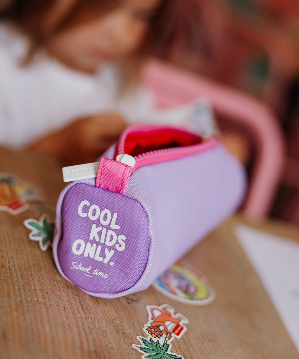 Astuccio scolastico bambino violette scritta Cool Kids Only zip rosa Hello Hossy