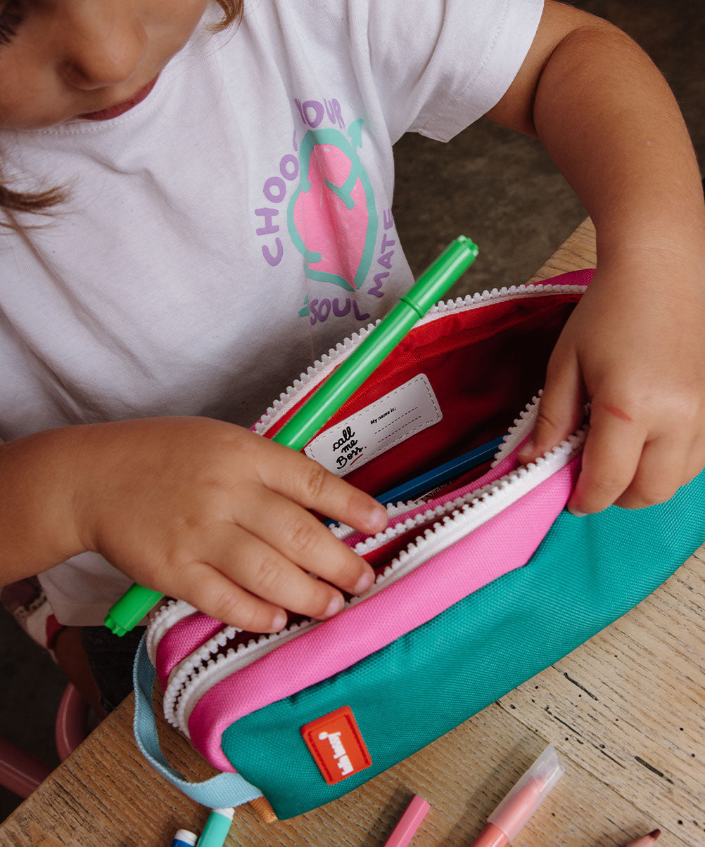 Astuccio scolastico per bambini verde e rosa, doppia zip, interno rosso Hello Hossy