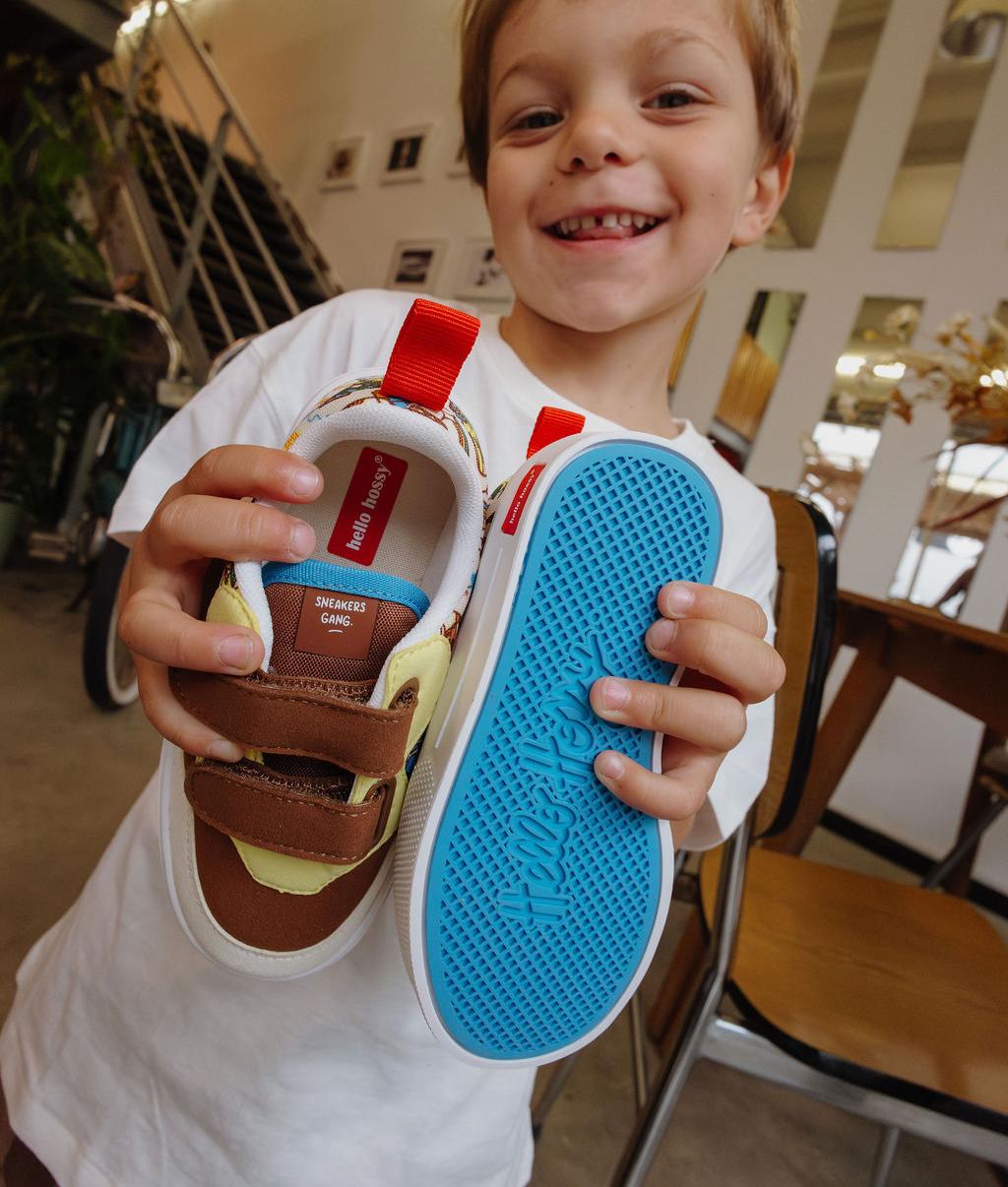 Sneakers bambino crema marrone suola blu chiusure a strappo Hello Hossy