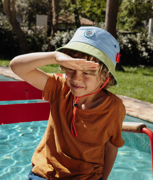 Bucket hat bambino bicolore blu verde cordino regolabile patch rotonda Hello Hossy