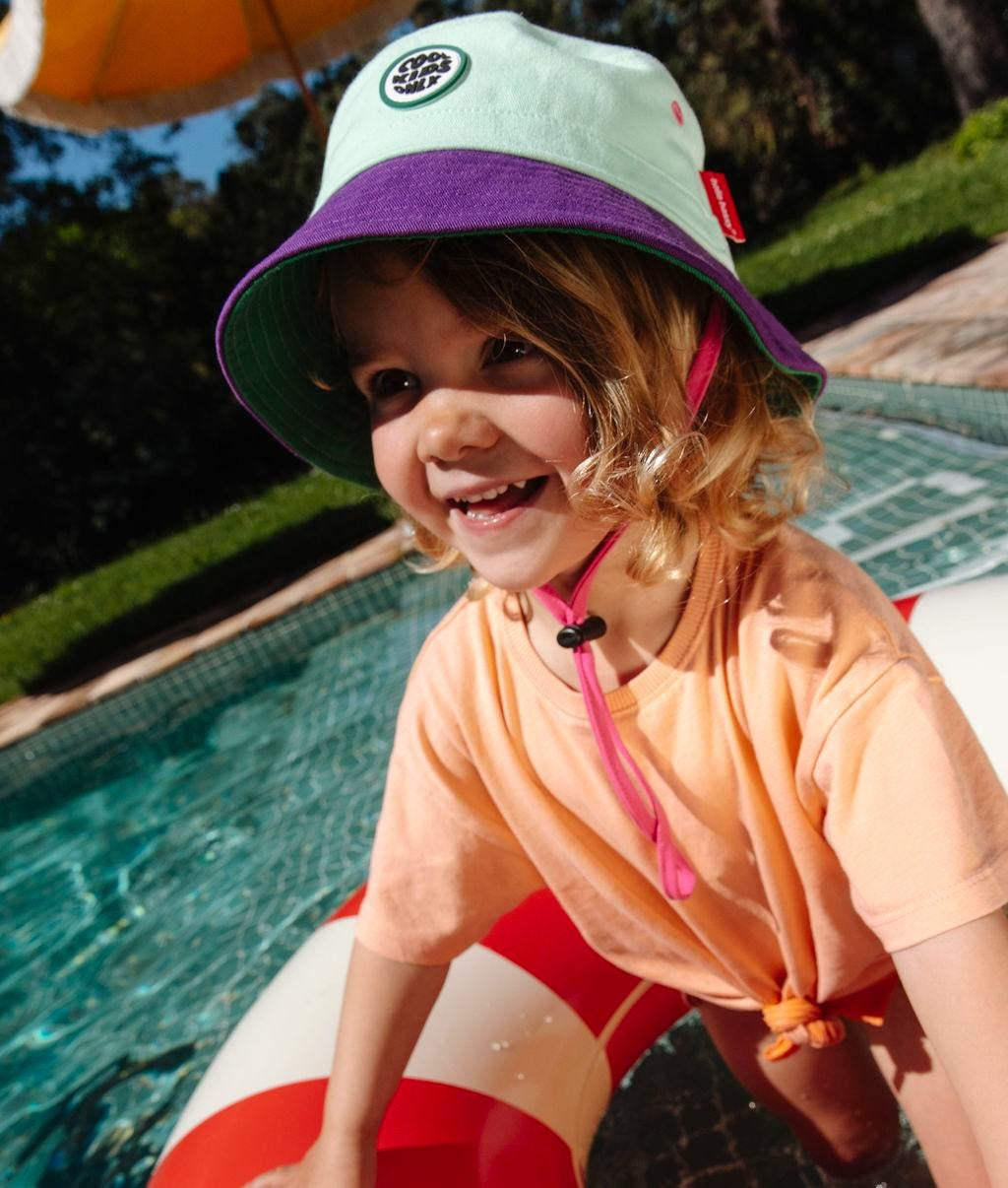 Bucket hat bambino verde viola laccetto sottogola regolabile Hello Hossy