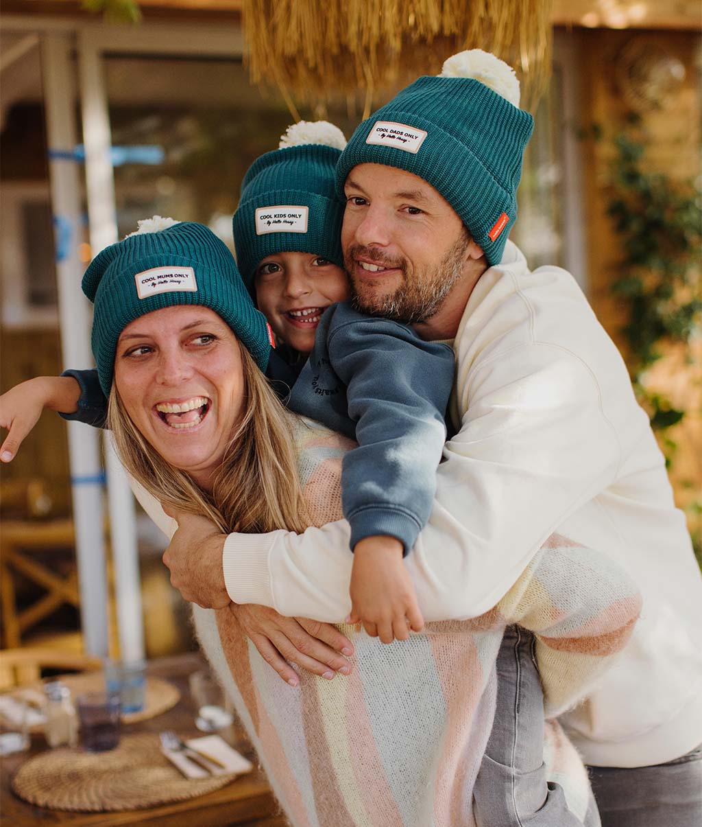 Berretto genitori e bambini Color Block Duck, con pompon, fodera in pile, cotone biologico, matchy-matchy, dai 9 mesi, Cool Kids Only !