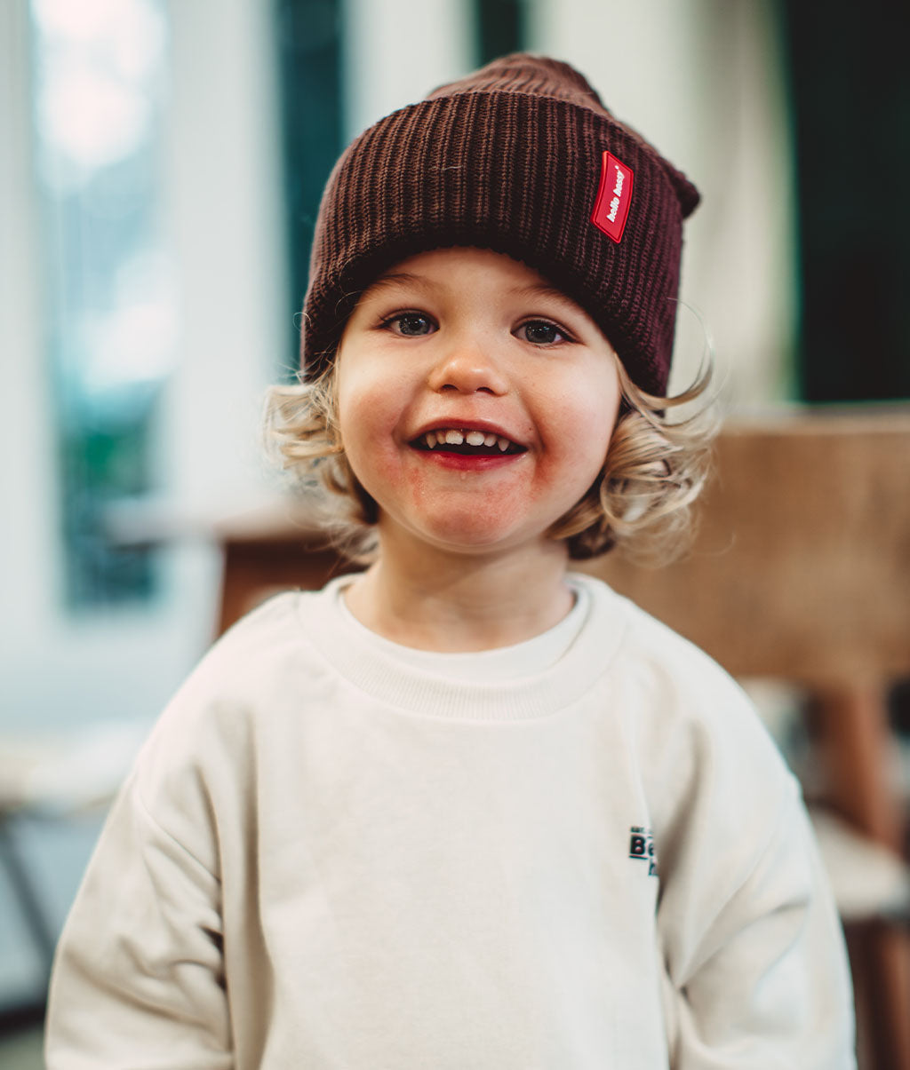 Berretto colorato bambini e adulti Flow Chocolate, 100% cotone biologico, senza pompon, dai 9 mesi, Cool Kids Only!