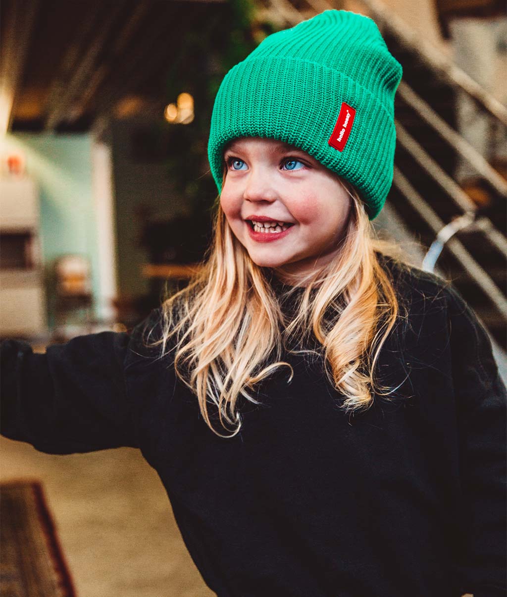 Berretto colorato Bambini & Adulti Flow Basil, 100% cotone biologico, senza pompon, da 9 mesi, Cool Kids Only !