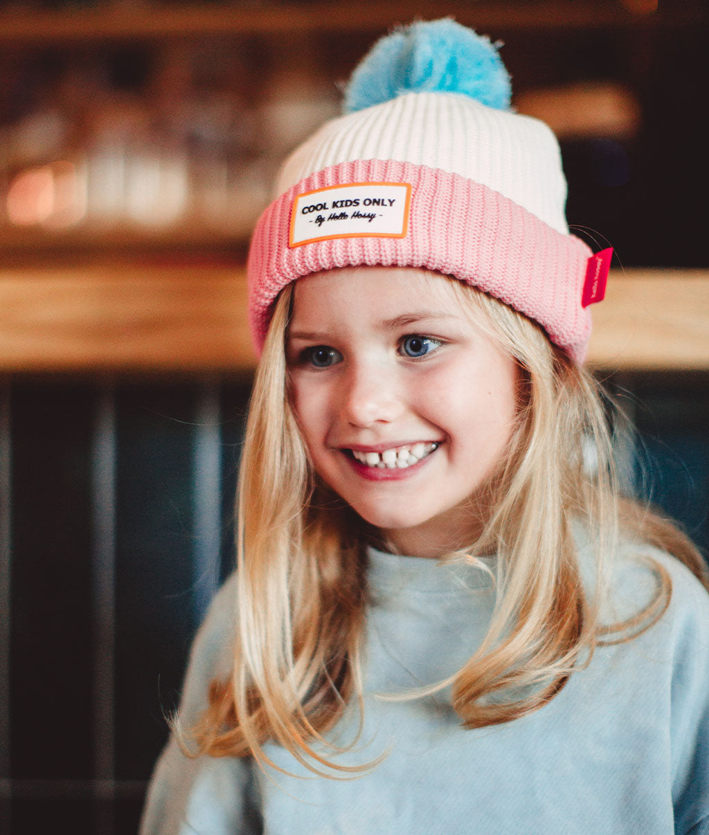 Berretto Bambini Color Block Pink Ice, con pompon, fodera in pile, cotone biologico, da 9 mesi, Cool Kids Only!
