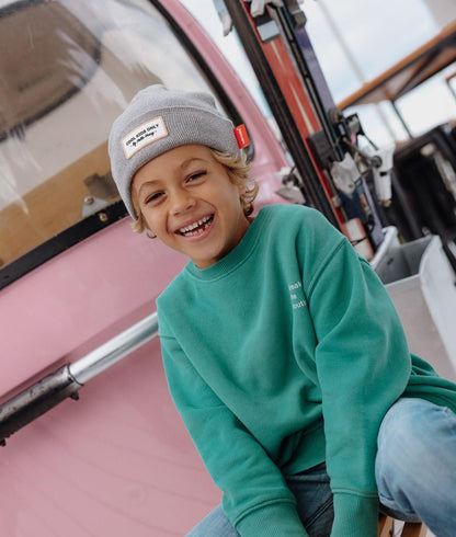 Berretto per bambini grigio chiné con ricamo "Cool Kids Only" Hello Hossy