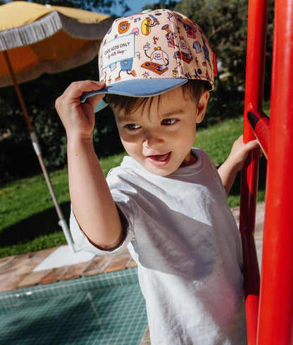 Cappellino bambino beige stampato Sport con visiera curva blu Hello Hossy