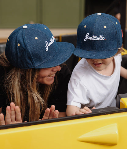 Cappellino Genitori e Bambini Jean Funtastic, visiera piatta, cotone biologico, certificato Oeko-Tex, dai 9 mesi, Cool Kids Only !