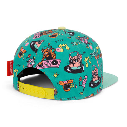 Cappellino per bambini verde, stampa multicolore, dettaglio chiusura posteriore Hello Hossy