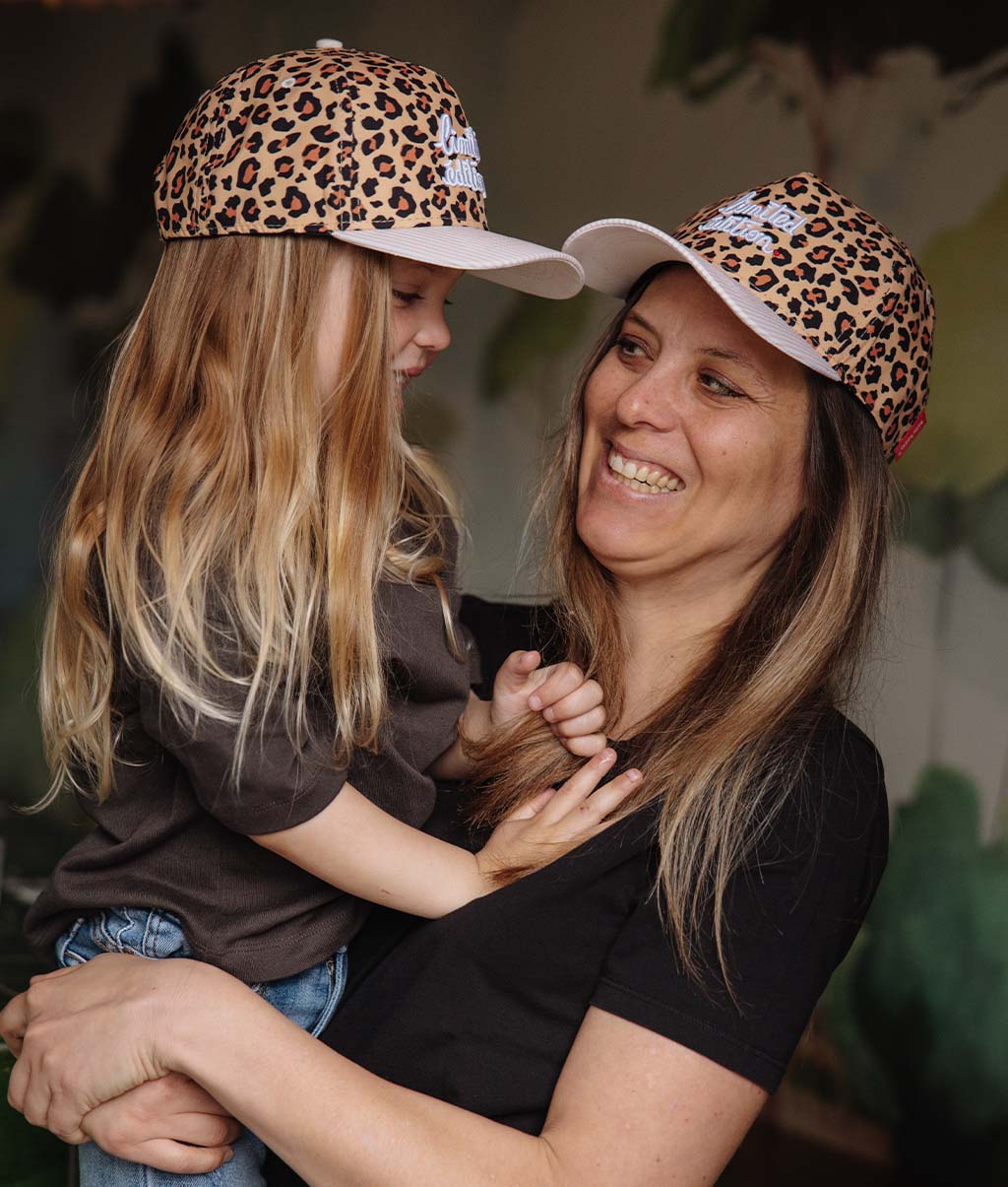 Cappellino Mamme-Bambini Leopard #6, visiera curva, matchy-matchy, eco-responsabile, dai 9 mesi, Cool Kids Only !