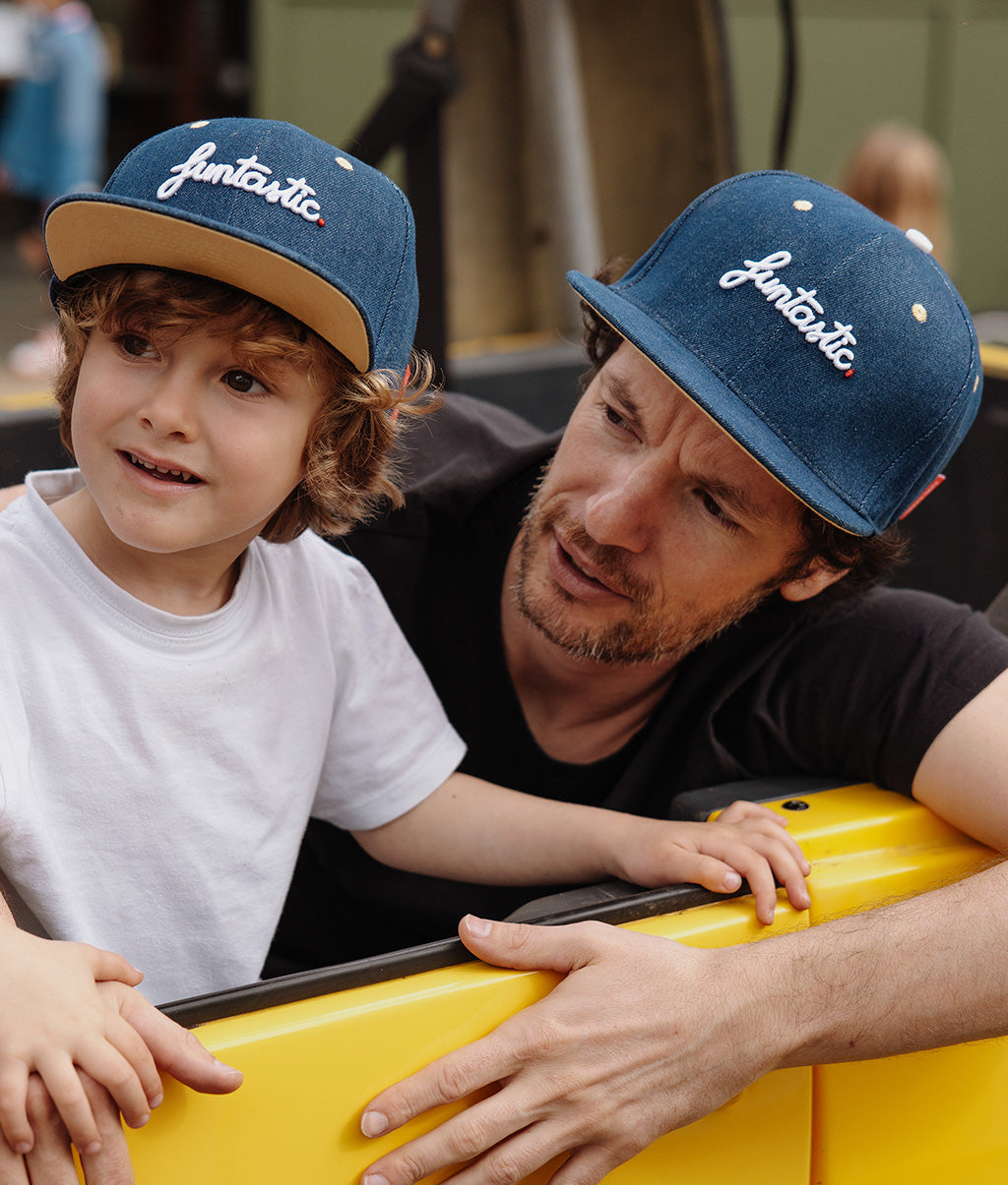 Cappellino Genitori e Bambini Jean Funtastic, visiera piatta, cotone biologico, certificato Oeko-Tex, dai 9 mesi, Cool Kids Only !