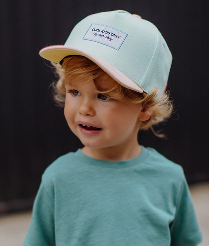 Cappellino bambini Mini Aloe, visiera curva, 100% cotone biologico, certificato Oeko-Tex, dai 9 mesi, Cool Kids Only !