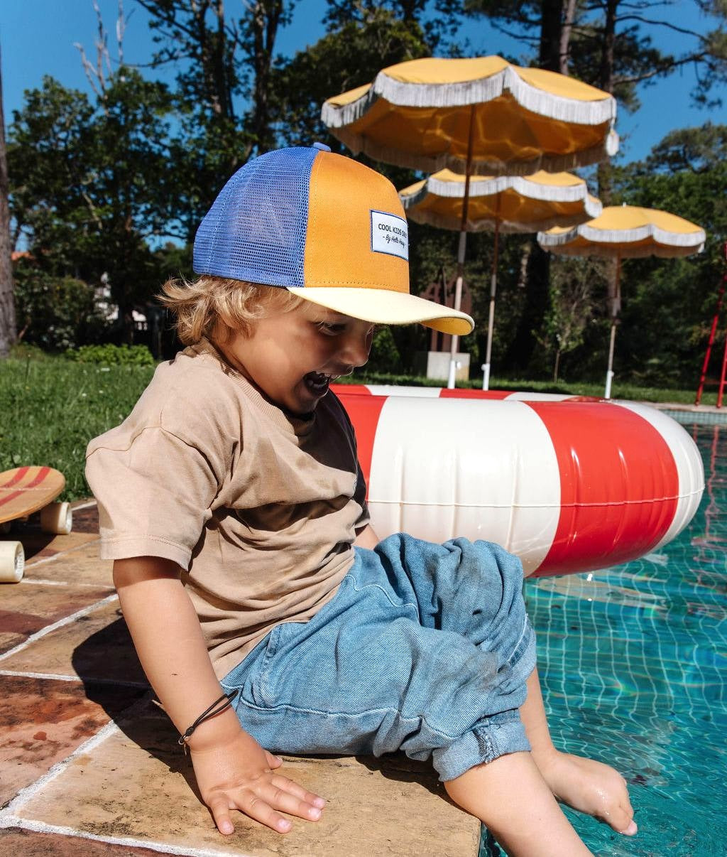 Cappellino bambino cammello rete blu visiera curva ricamo Hello Hossy