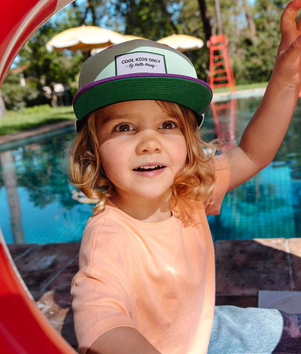 Cappellino bambino verde menta visiera violette vista frontale Hello Hossy