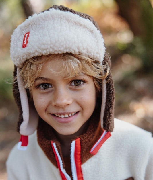 Colbacco bambino marrone bianco effetto sherpa dettaglio rosso Hello Hossy