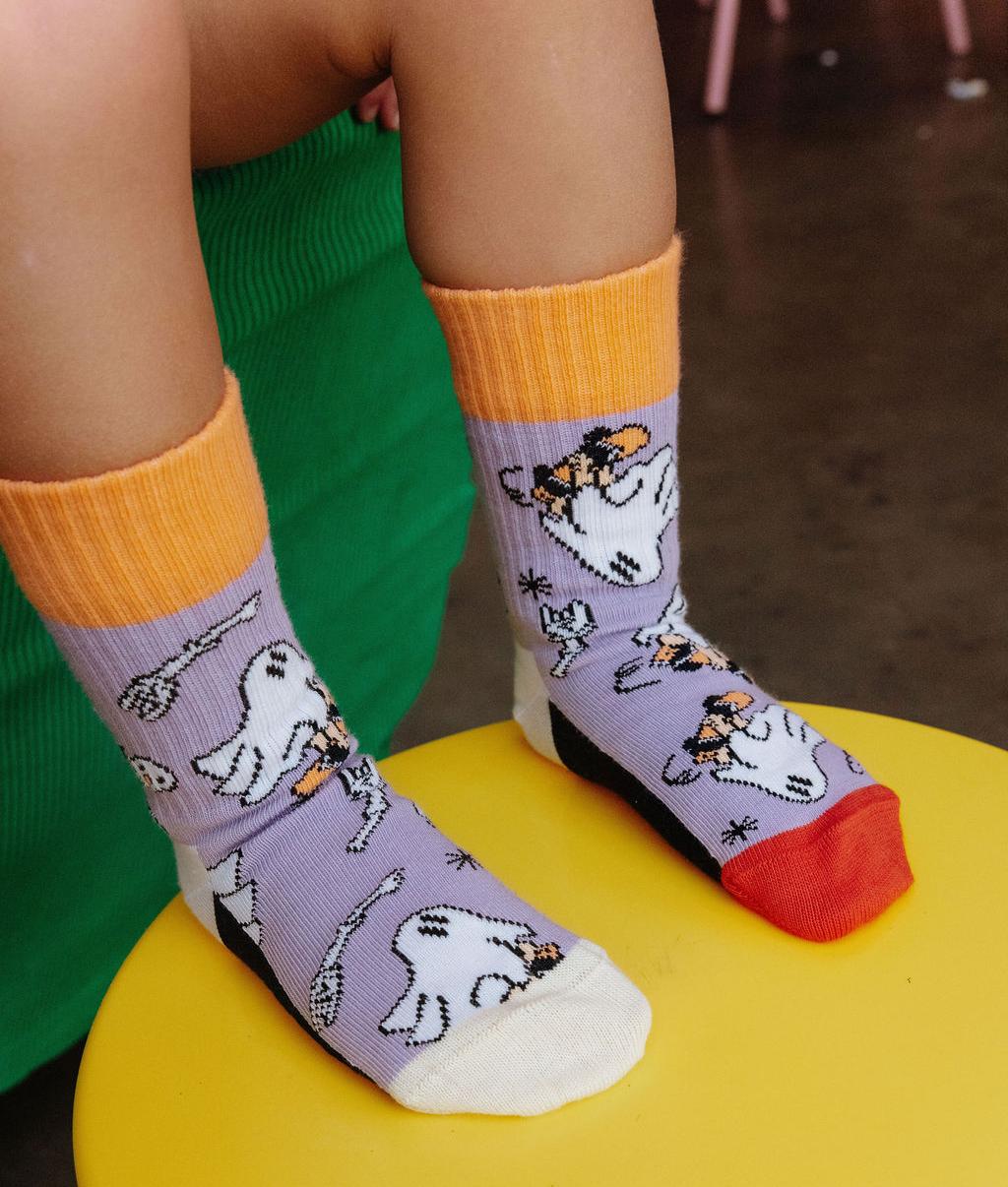 Calzini per bambini viola arancione con motivi fantasma Hello Hossy