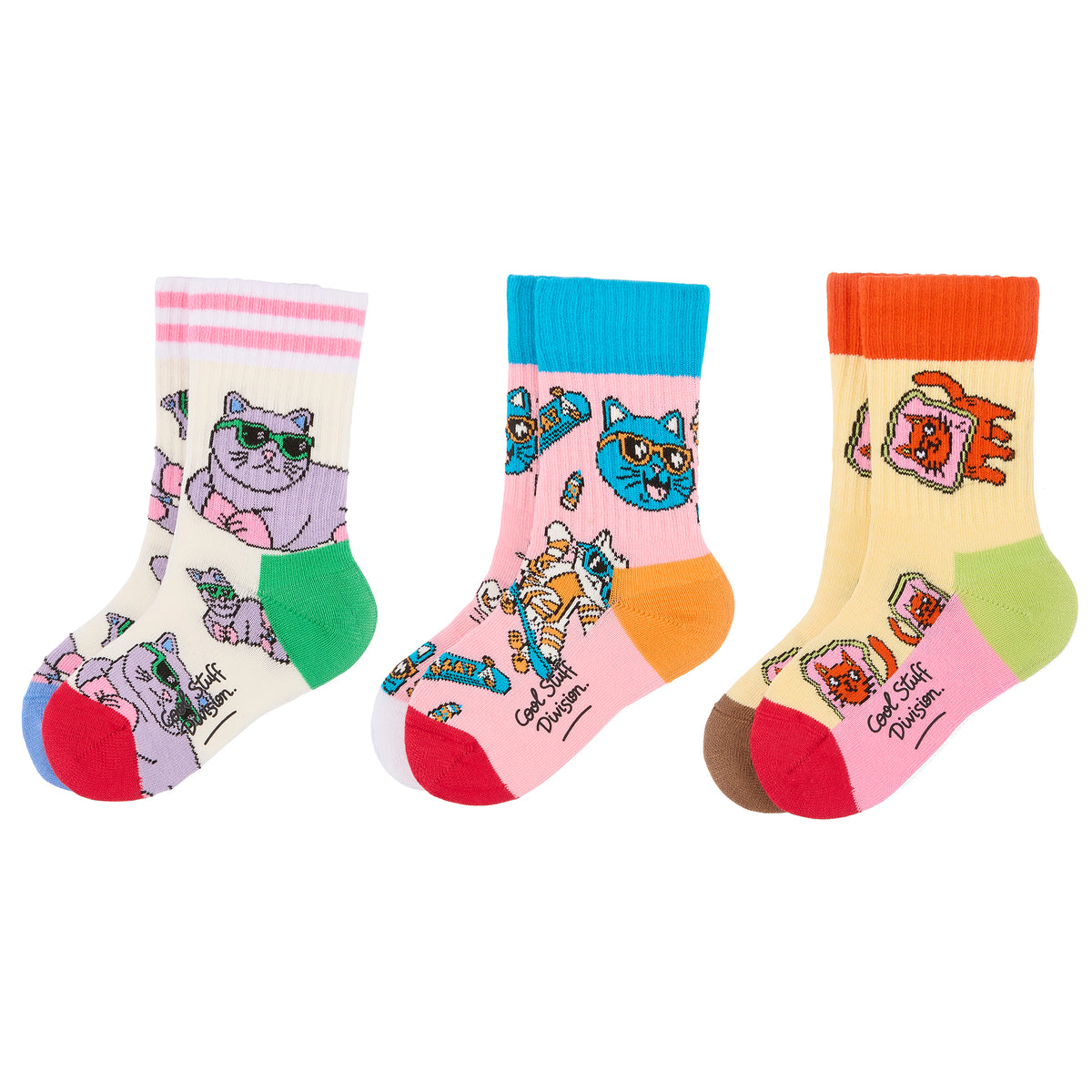 Set di 3 paia di calzini per bambini con motivi di gatti – vista piatta