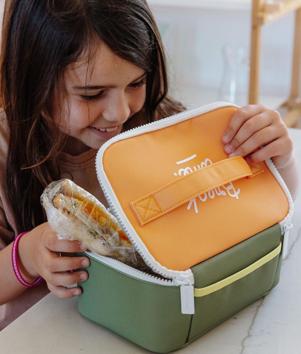 Borsa pranzo bambino verde con coperchio arancione, chiusura zip Hello Hossy