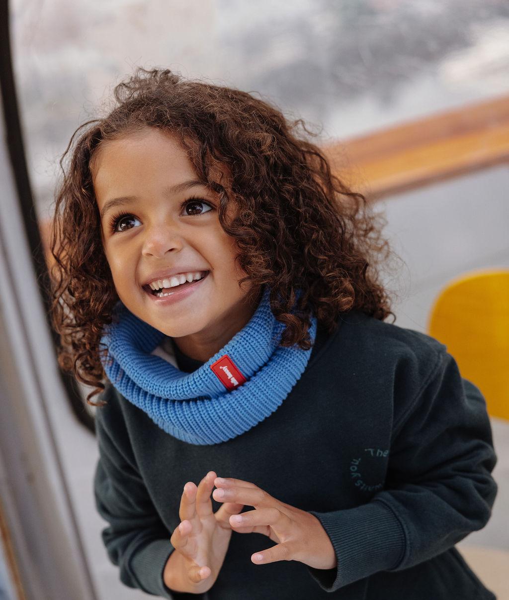 Snood bambino blu maglia a coste etichetta rossa Hello Hossy