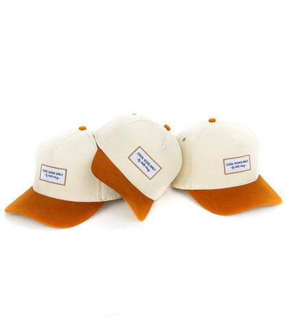 Cappellino genitori e bambini Mini Beige, visiera curva, matchy-matchy, 100% cotone biologico, dai 9 mesi, Cool Kids Only!