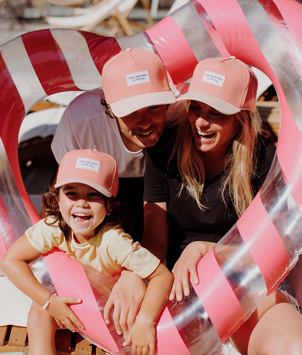 Cappellino Genitori e Bambini Mini Framboise, visiera curva, matchy-matchy, 100% cotone biologico, dai 9 mesi, Cool Kids Only !