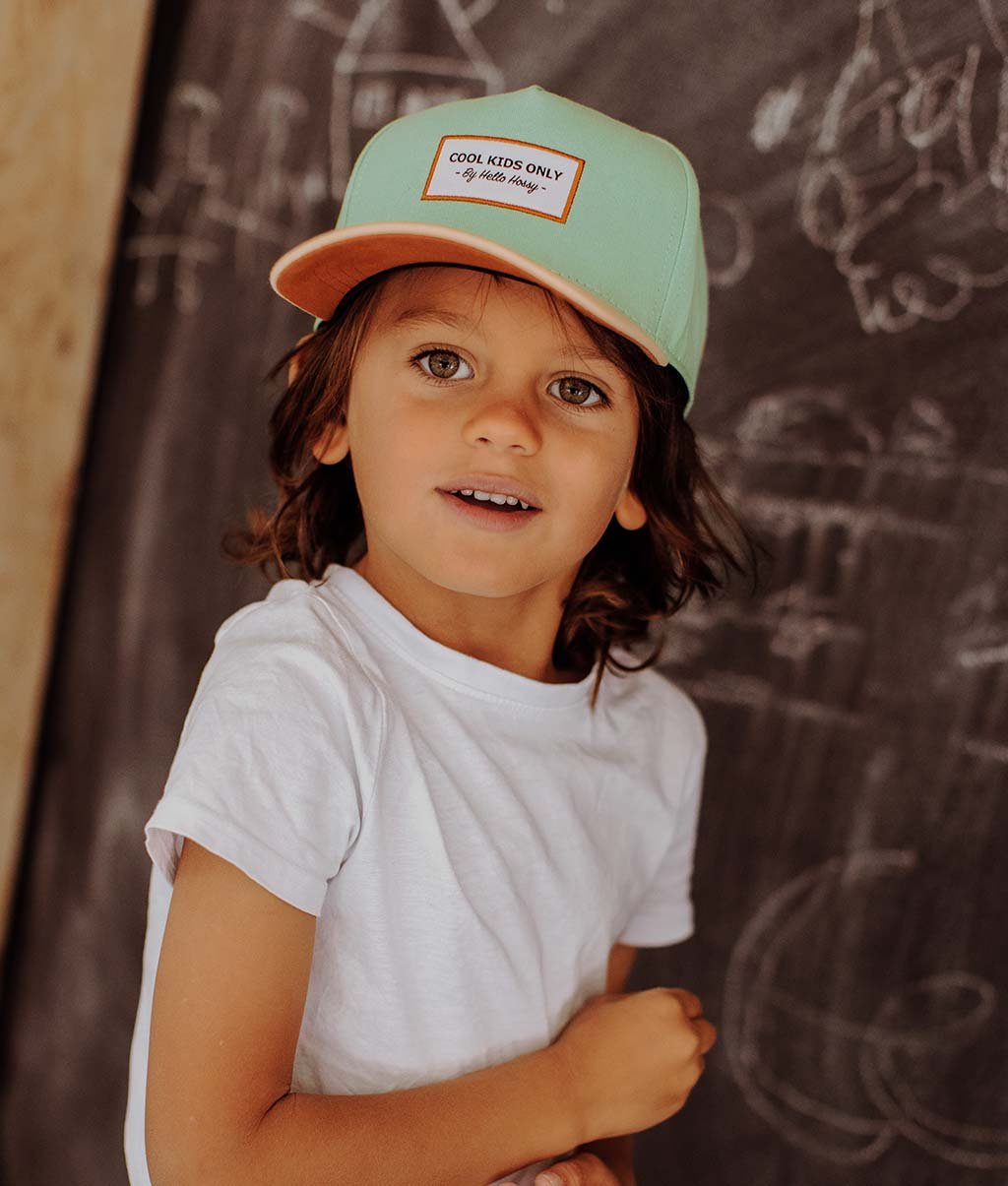 Cappellino bambini Mini Garden, visiera curva, 100% cotone biologico, certificata Oeko-Tex, da 9 mesi, Cool Kids Only !