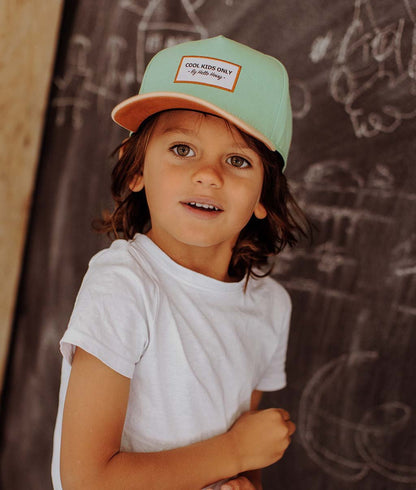 Cappellino bambini Mini Garden, visiera curva, 100% cotone biologico, certificata Oeko-Tex, da 9 mesi, Cool Kids Only !