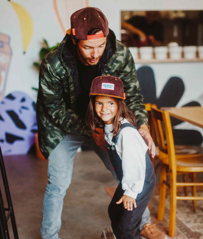 Cappellino Genitori e Bambini Sweet Brownie, visiera piatta, velluto, matchy-matchy, dai 9 mesi, Cool Kids Only !