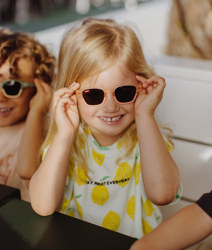 Occhiali da sole bambini Mini Rosy, colorati, lenti categoria 3, UV400, lenti polarizzate, dai 2 anni, Cool Kids Only !